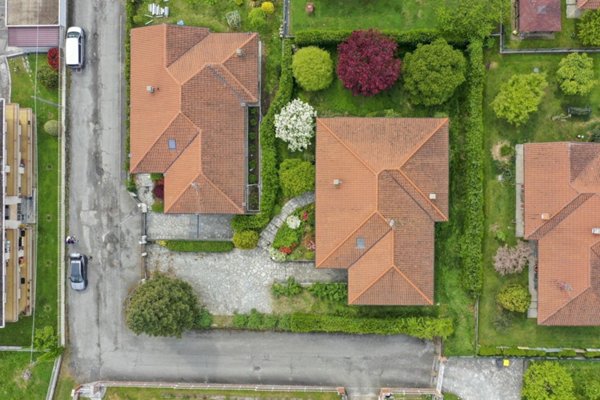 casa indipendente in vendita a Lanzo Torinese in zona Brecco