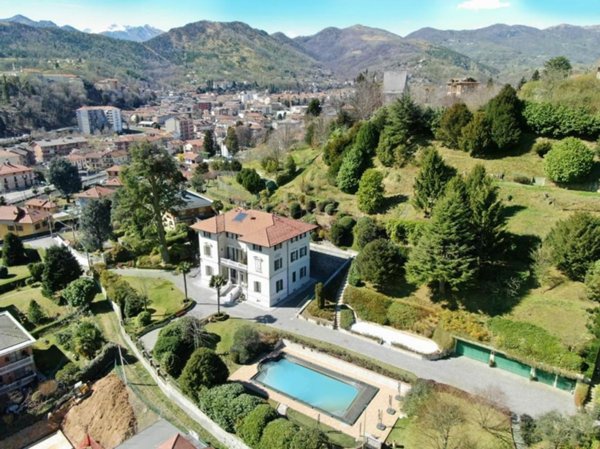 casa indipendente in vendita a Lanzo Torinese