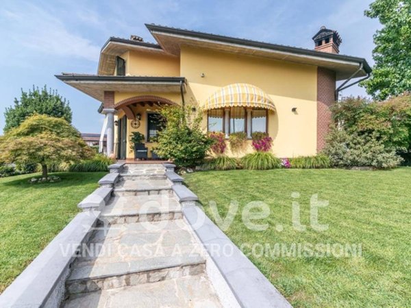 casa indipendente in vendita a Chignolo Po