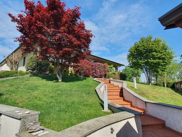 casa indipendente in vendita a Chignolo Po