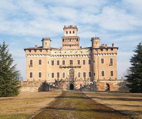 appartamento in vendita a Chignolo Po in zona Lambrinia