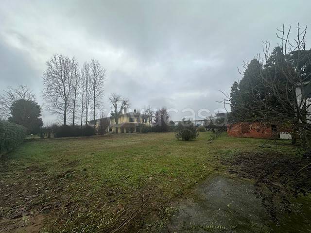 terreno agricolo in vendita a Chignolo Po