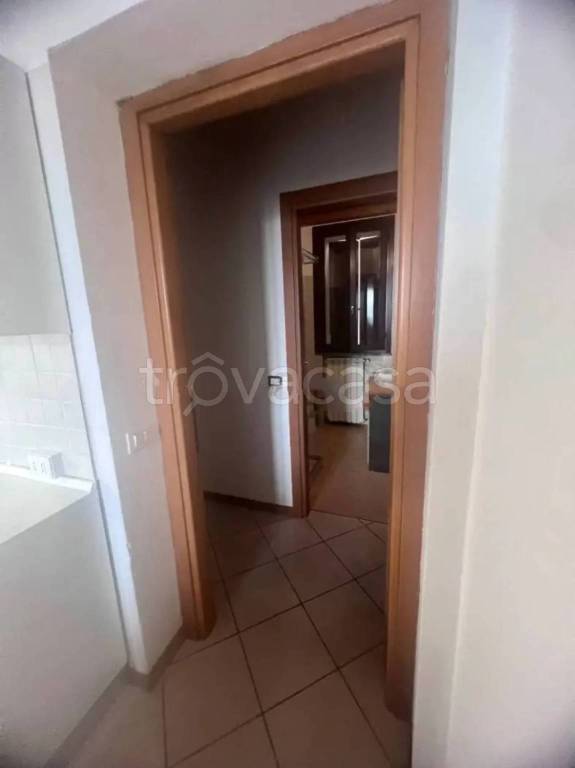 appartamento in vendita a Chignolo Po in zona Lambrinia