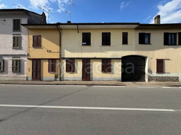 casa indipendente in vendita a Chignolo Po