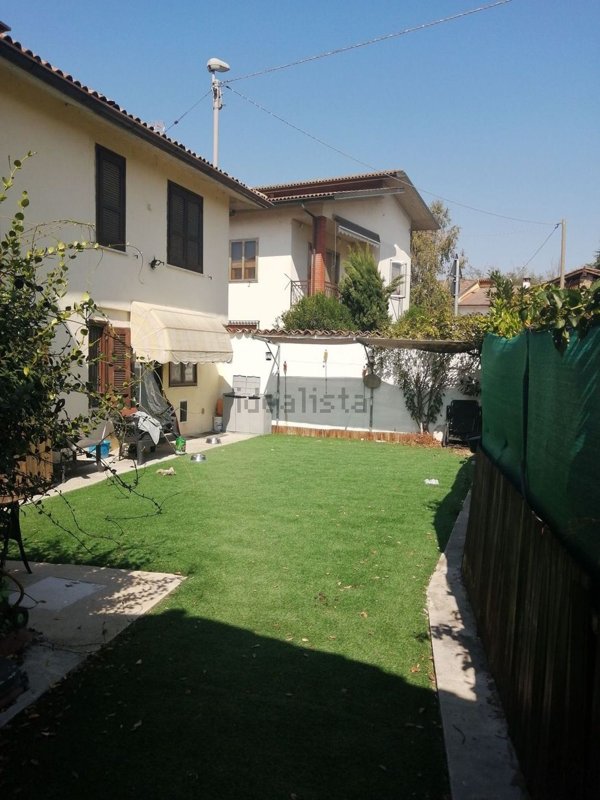 casa indipendente in vendita a Chignolo Po