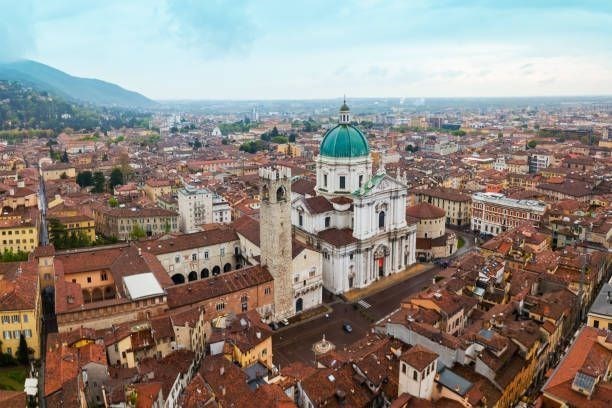 casa indipendente in vendita a Chignolo Po