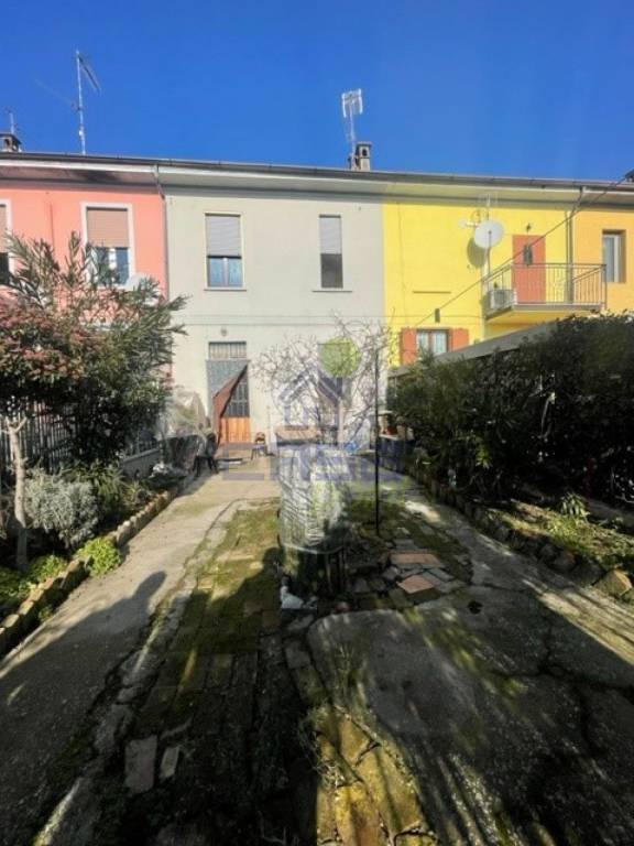 casa indipendente in vendita a Chignolo Po