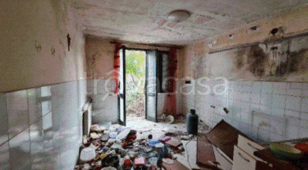 appartamento in vendita a Chignolo Po in zona Alberone