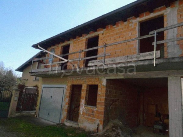 terreno agricolo in vendita a Chignolo Po