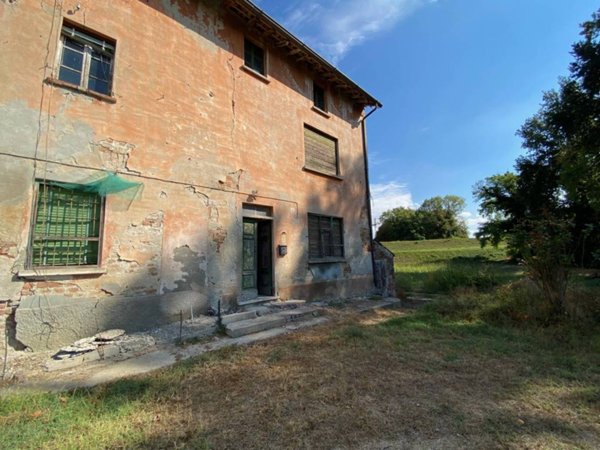 casa indipendente in vendita a Chignolo Po