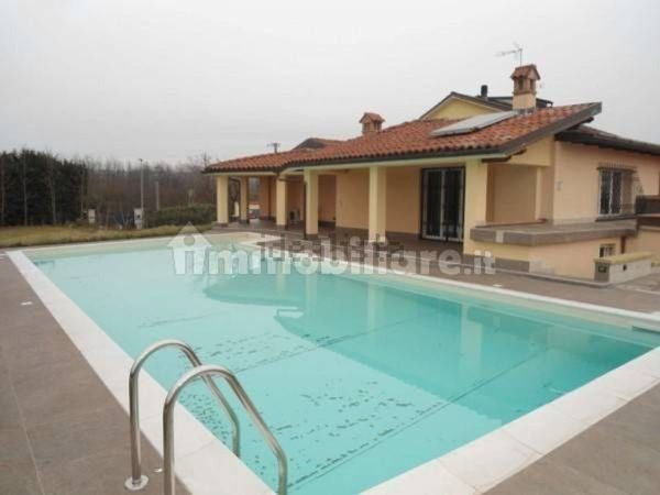 casa indipendente in vendita a Chignolo Po