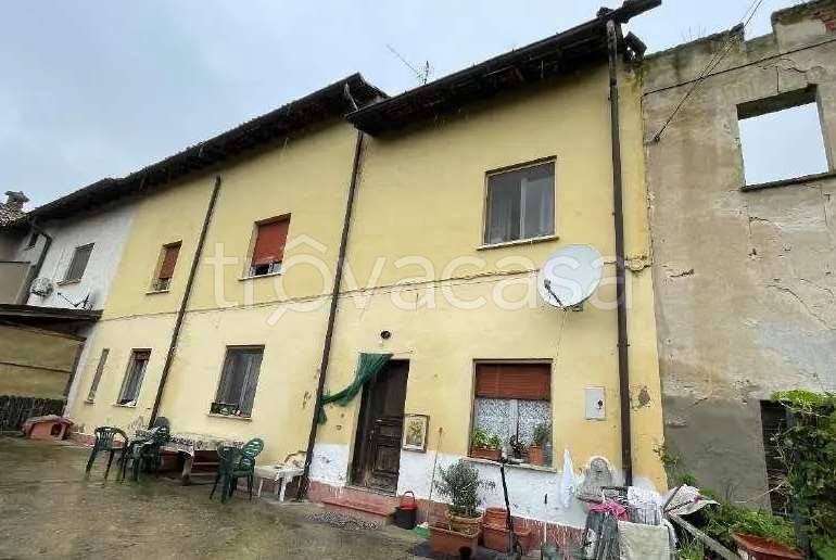 casa indipendente in vendita a Chignolo Po