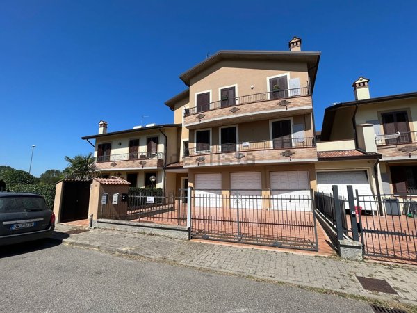 appartamento in vendita a Chignolo Po