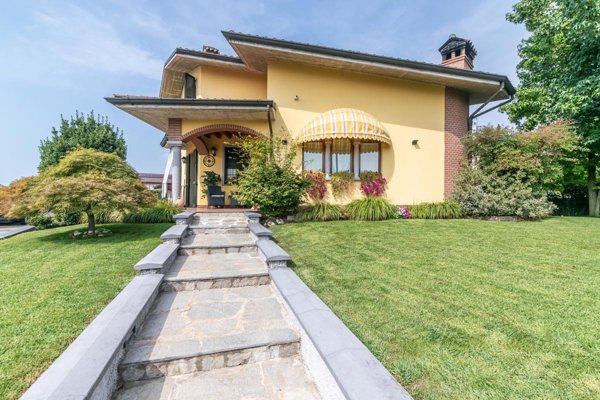 casa indipendente in vendita a Chignolo Po