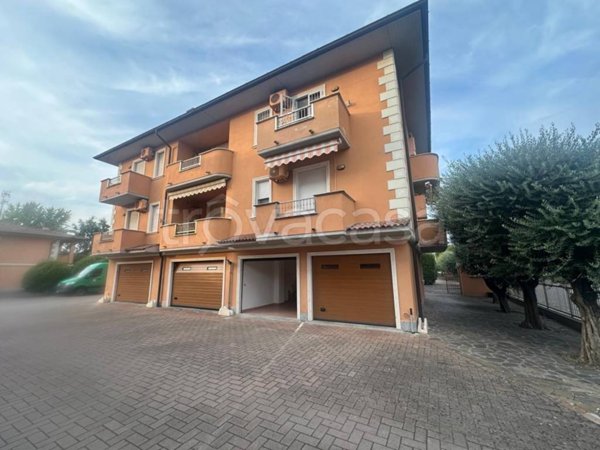 appartamento in vendita a Chignolo Po