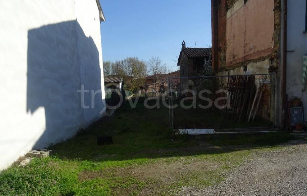 terreno agricolo in vendita a Chignolo Po