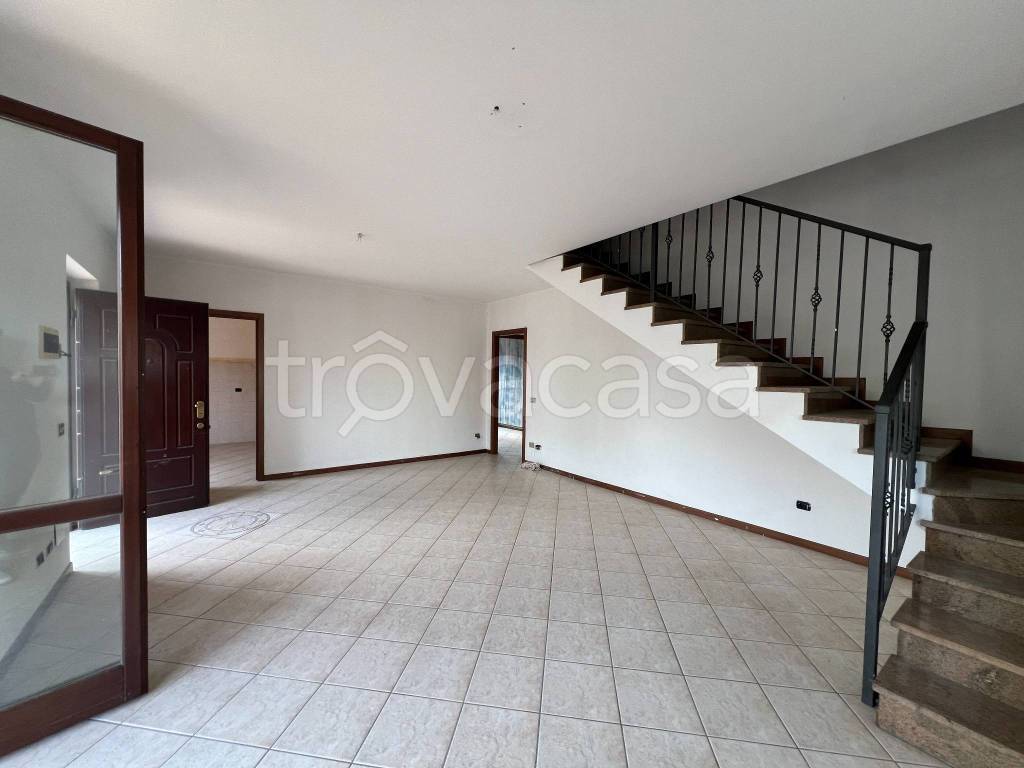 casa indipendente in vendita a Chignolo Po