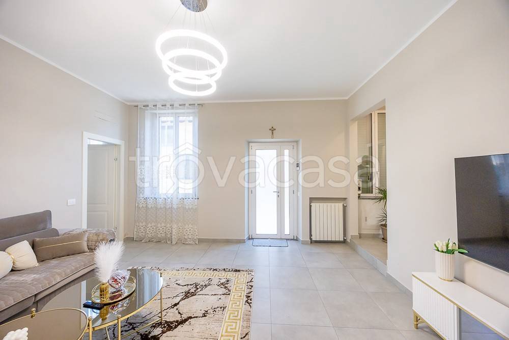 casa indipendente in vendita a Chignolo Po