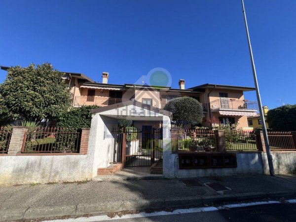 appartamento in vendita a Chignolo Po