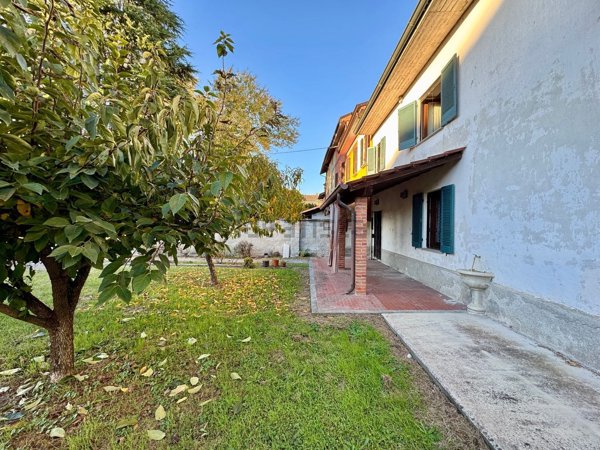 appartamento in vendita a Chignolo Po in zona Alberone