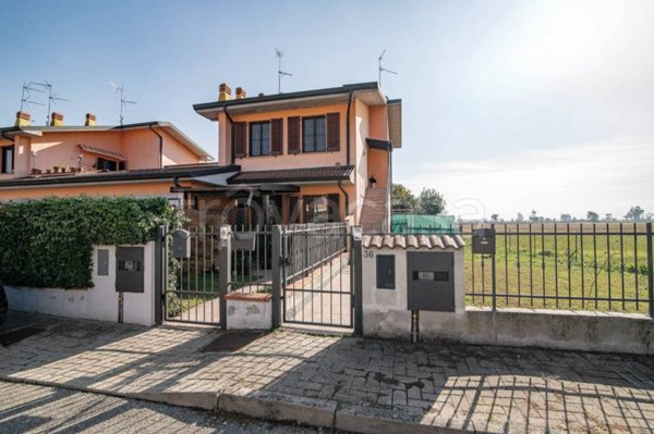 appartamento in vendita a Chignolo Po