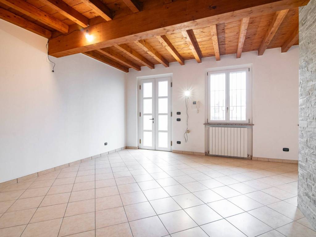 casa indipendente in vendita a Chignolo Po