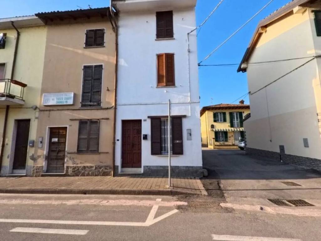 casa indipendente in vendita a Chignolo Po