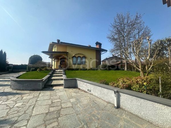 casa indipendente in vendita a Chignolo Po