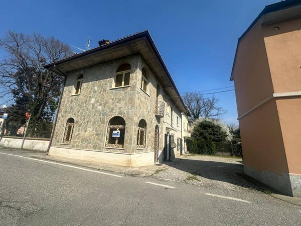 casa indipendente in vendita a Chignolo Po