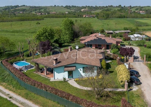 casa indipendente in vendita a Chignolo Po
