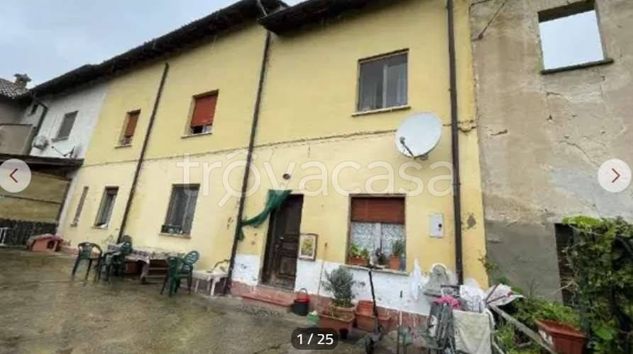 casa indipendente in vendita a Chignolo Po