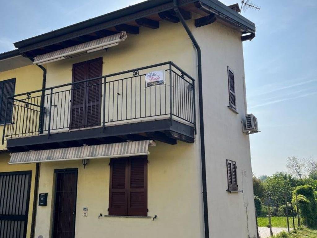 appartamento in vendita a Chignolo Po