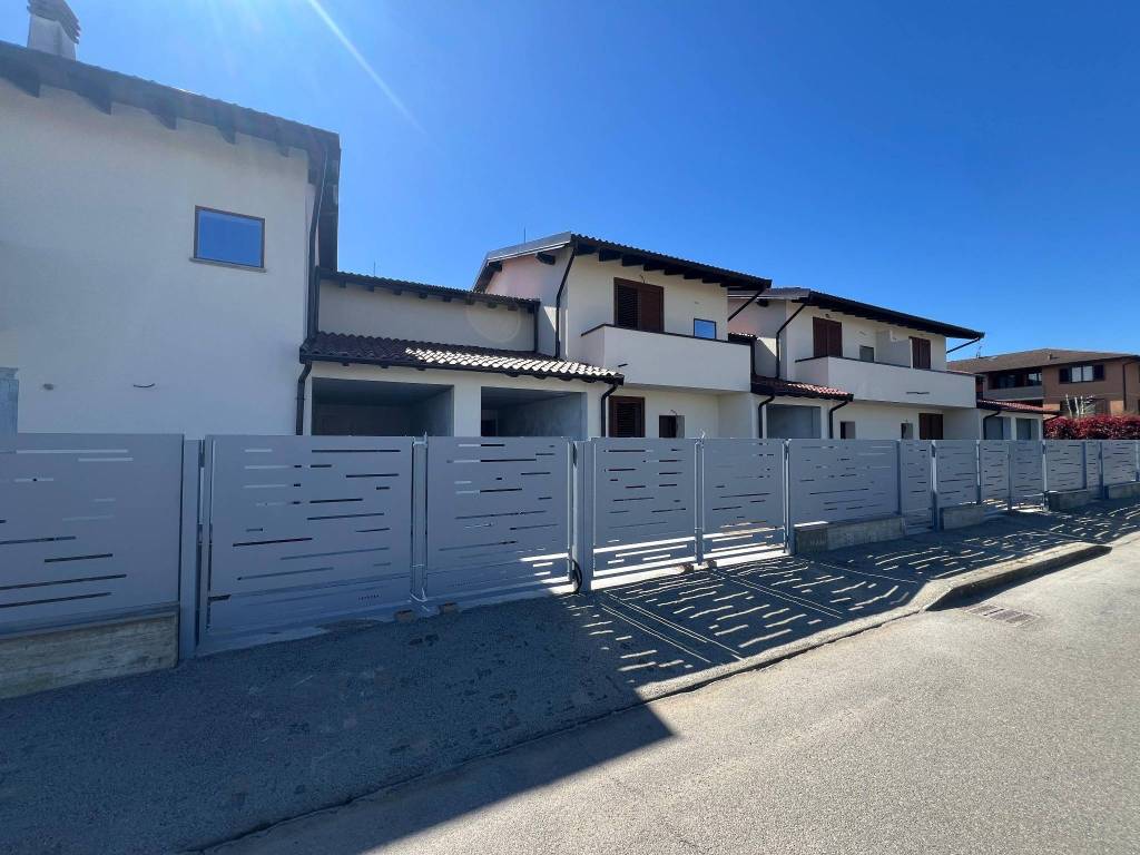 casa indipendente in vendita a Chignolo Po