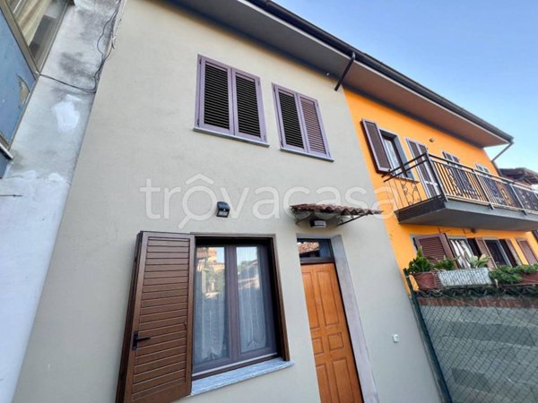 casa indipendente in vendita a Chignolo Po