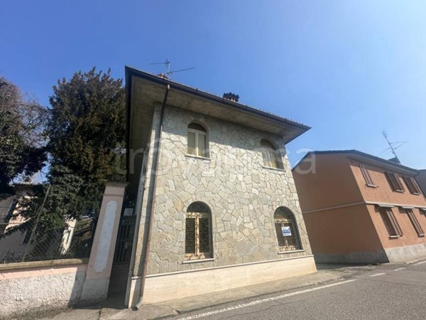 casa indipendente in vendita a Chignolo Po