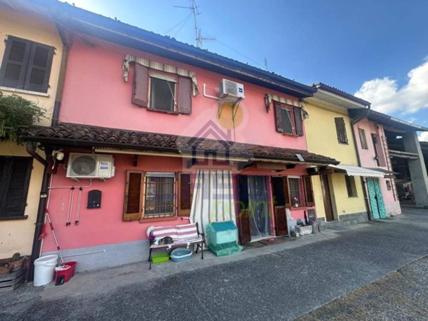 casa indipendente in vendita a Chignolo Po