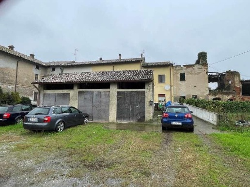appartamento in vendita a Chignolo Po in zona Cantonale