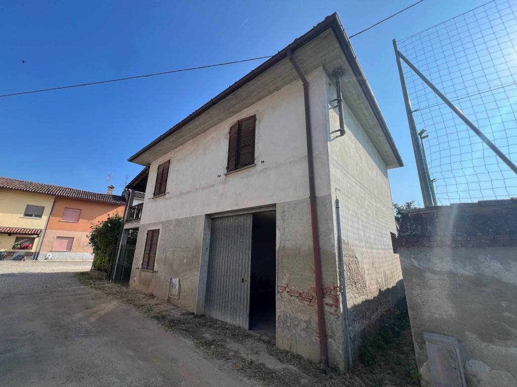 casa indipendente in vendita a Chignolo Po