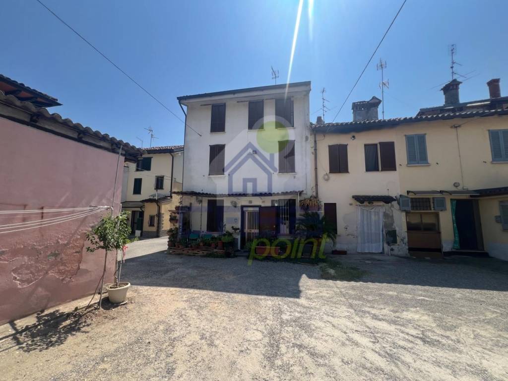 casa indipendente in vendita a Chignolo Po