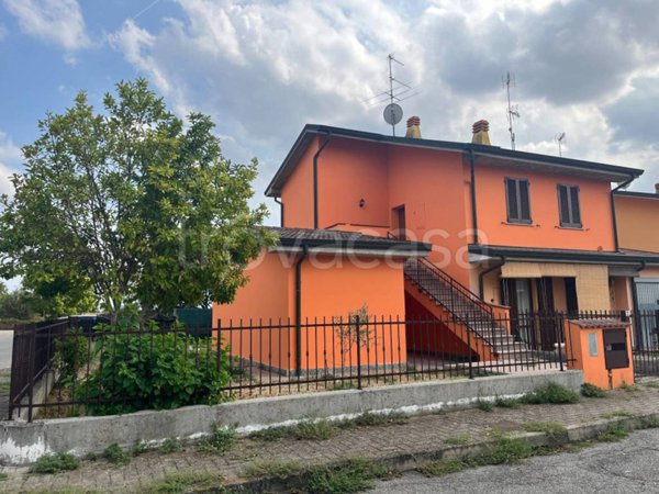 appartamento in vendita a Chignolo Po