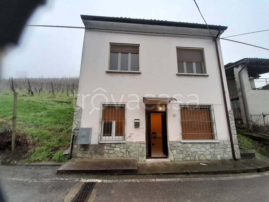 casa indipendente in vendita a Cigognola in zona Vicomune