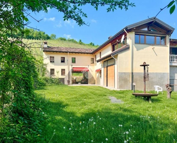 casa indipendente in vendita a Cigognola in zona Vicomune