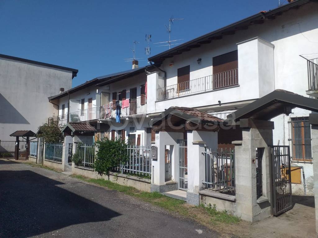 casa indipendente in vendita a Cilavegna