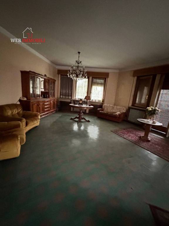 casa indipendente in vendita a Cilavegna