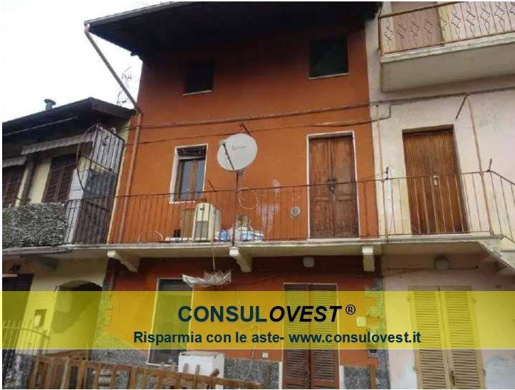 casa indipendente in vendita a Cilavegna