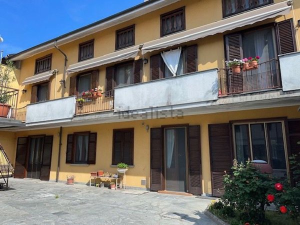 casa indipendente in vendita a Cilavegna