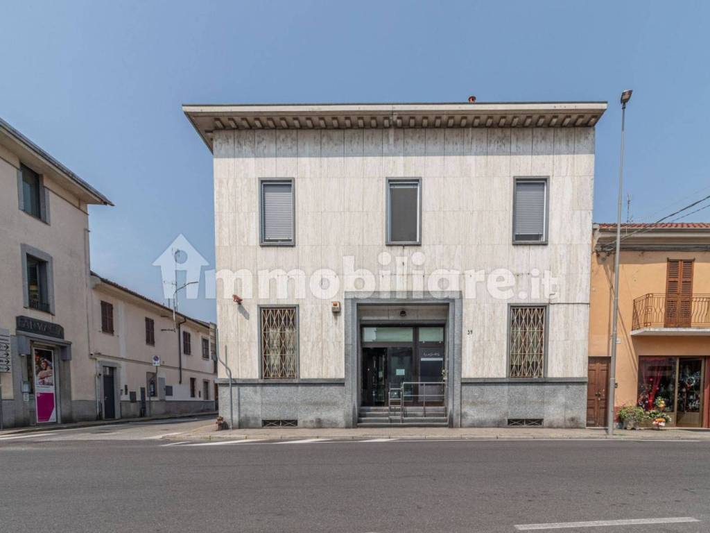 intera palazzina in vendita a Cilavegna