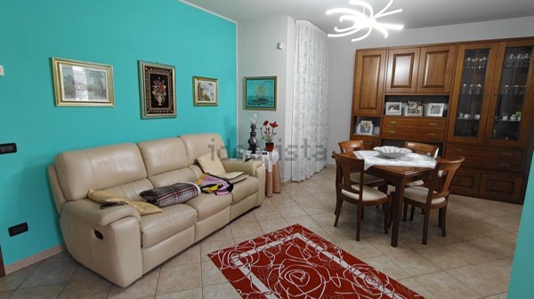 casa indipendente in vendita a Cilavegna