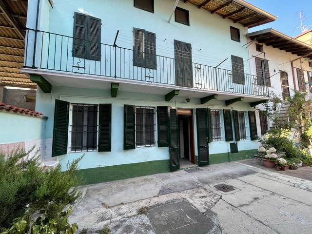 casa indipendente in vendita a Cilavegna