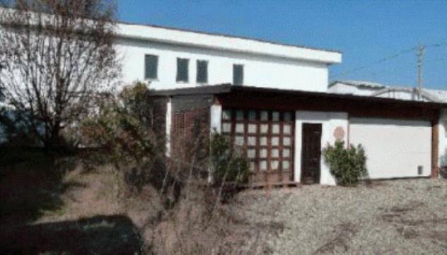 casa indipendente in vendita a Cilavegna